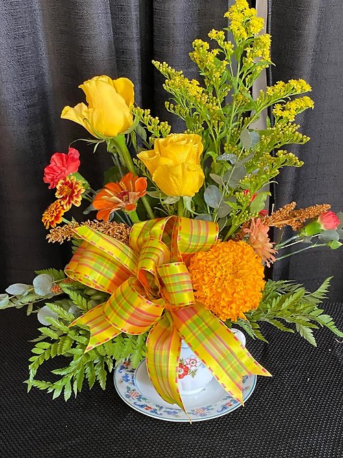 Teacup Arrangement