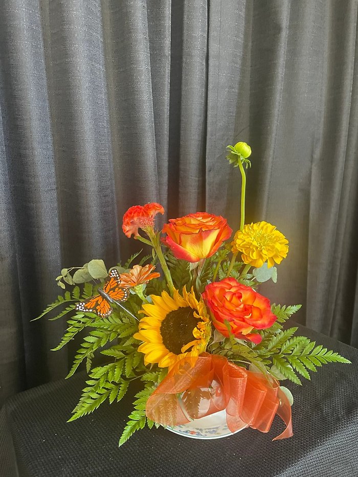 Teacup Arrangement