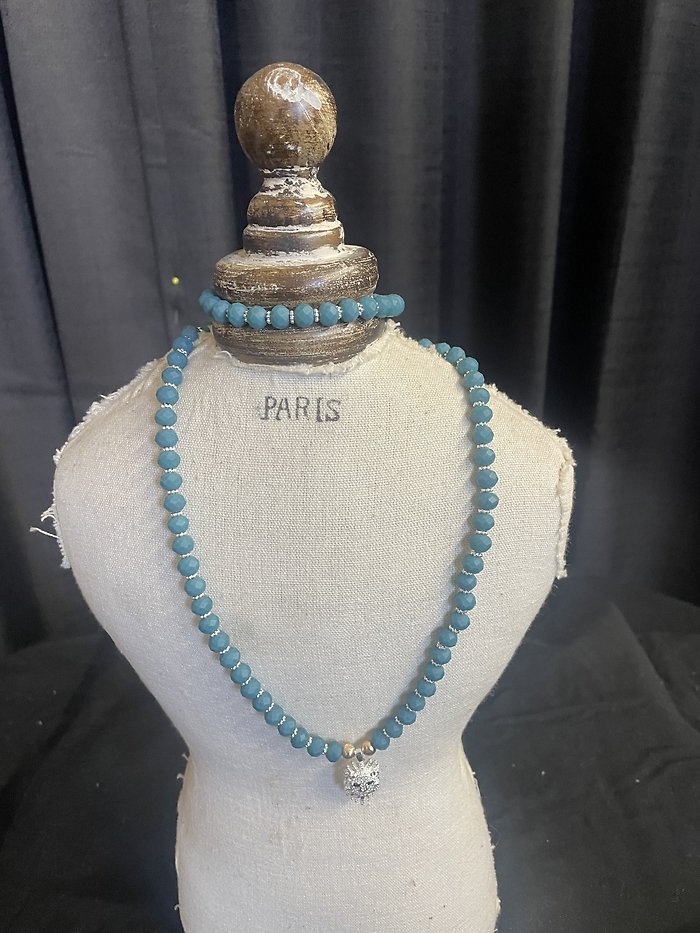 Teal Necklace and Bracelet Set